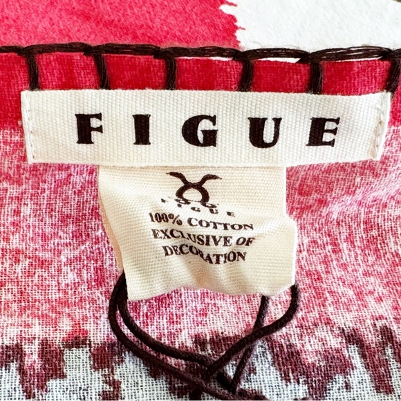 NWT Figue Red, Brown, and White Ikat Napkins - Picture 8 of 9